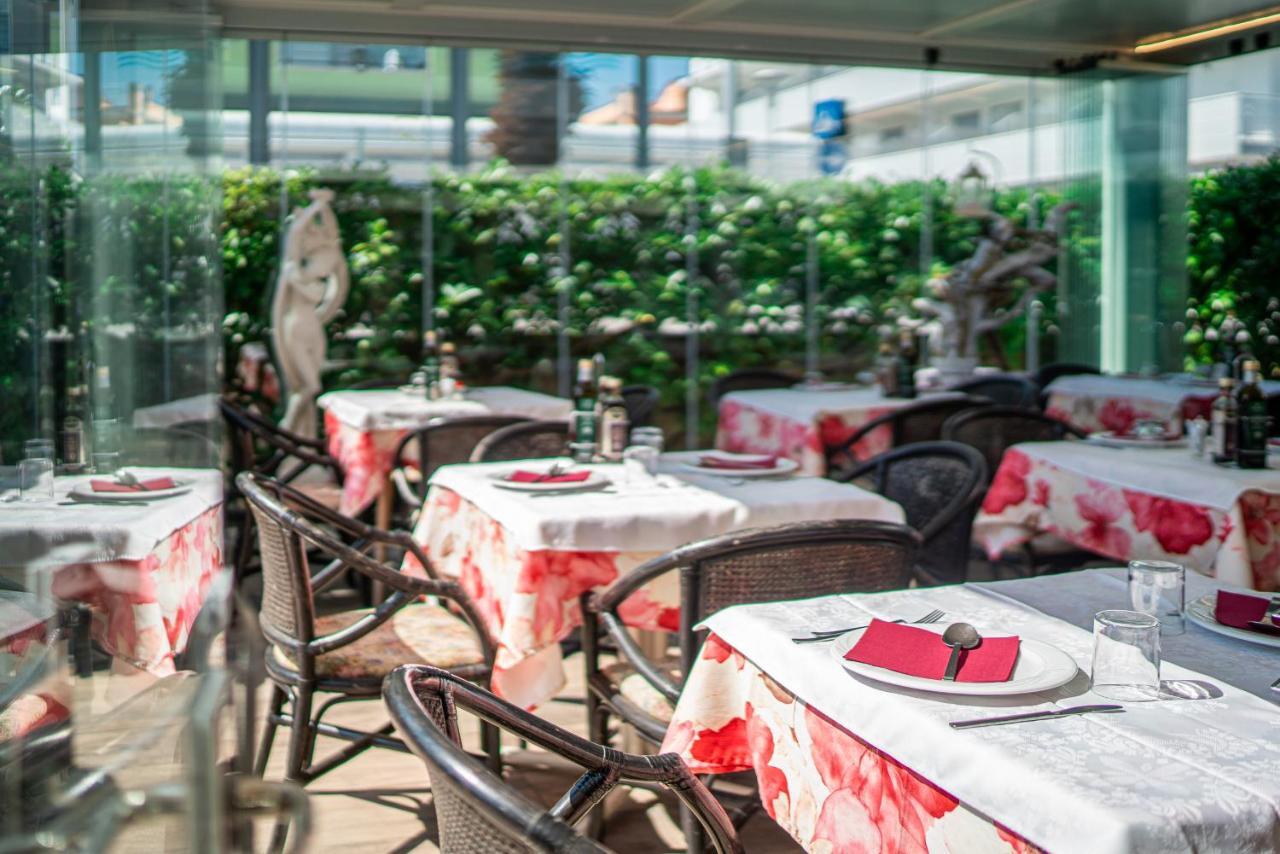 Hotel Al Ponte Lignano Sabbiadoro Exterior photo
